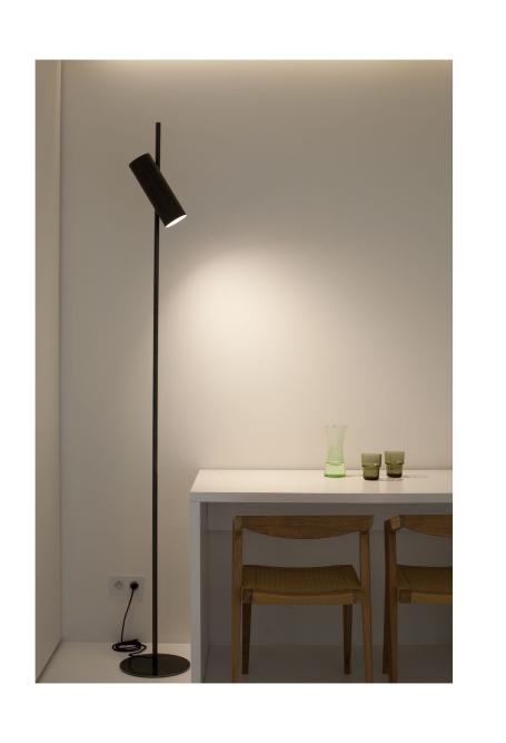 Beyond Lights - Slim LED Floor Lamp