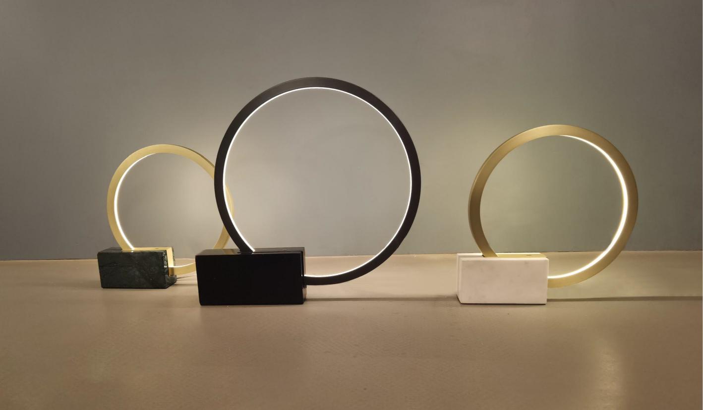 Beyond Lights - Circle Table Lamp