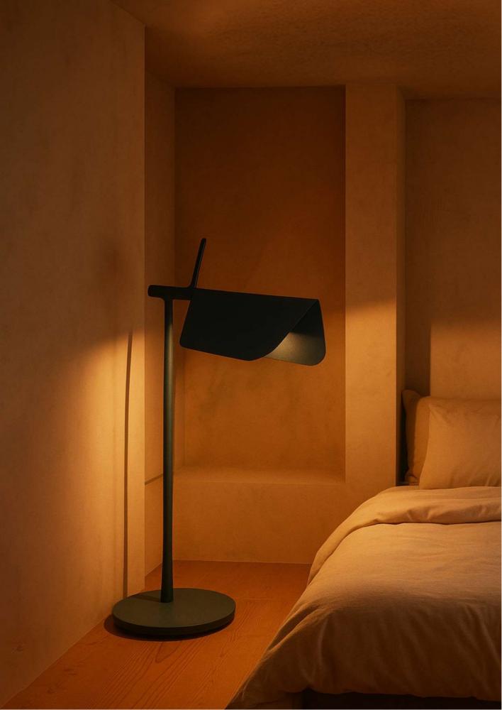 Beyond Lights - Metal Floor Lamp