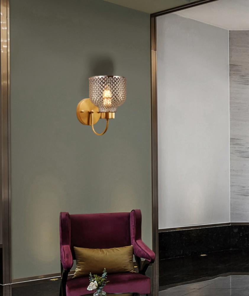 Beyond Lights - Brass Wall Light