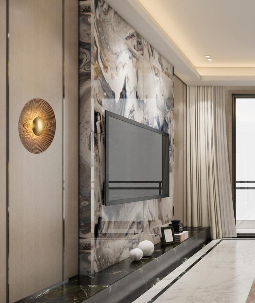 Beyond Lights - Brass Wall Light