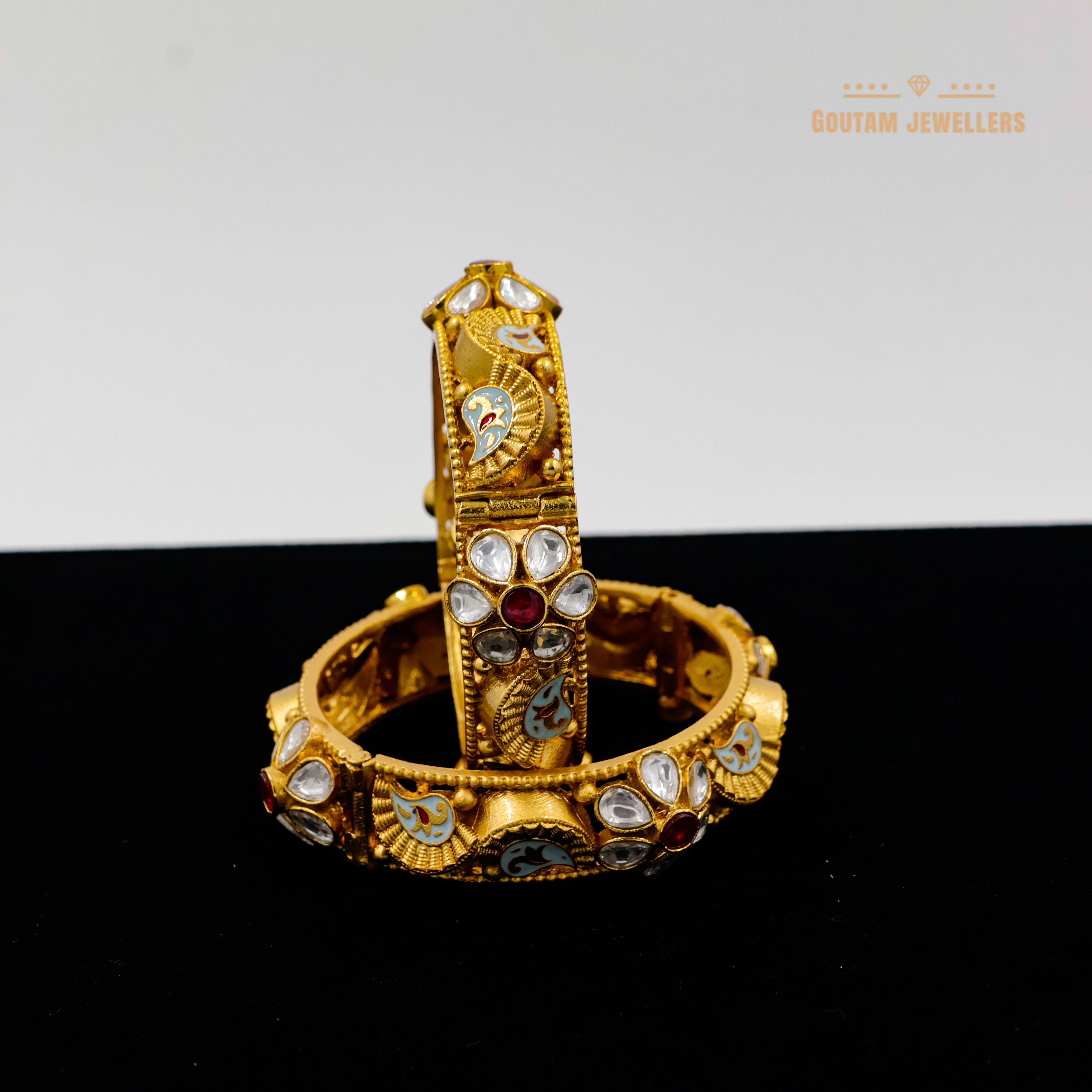 Goutam Jewellers By Ashok Rathod - Airaa Rajwadi Designer Bangles