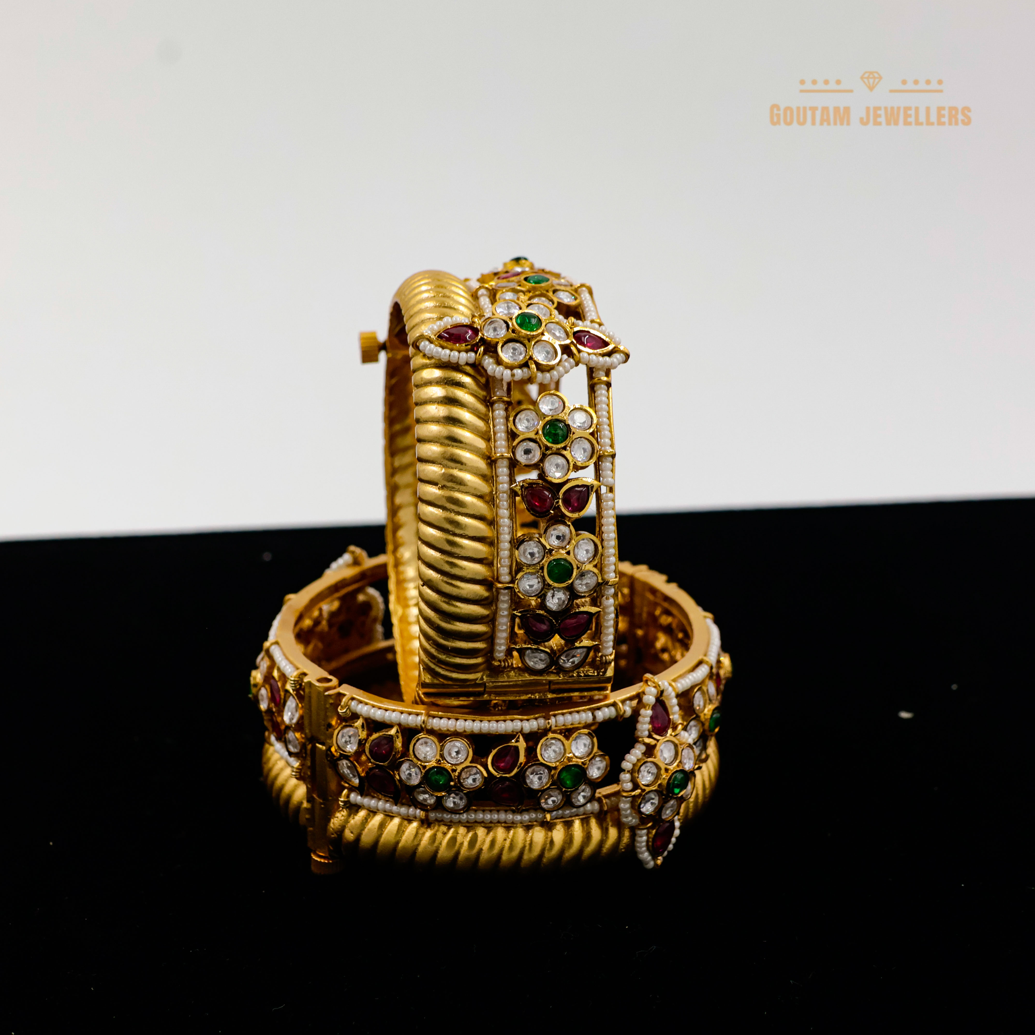 Goutam Jewellers By Ashok Rathod - Rajwadi Pachi Kundan Designer Bangles