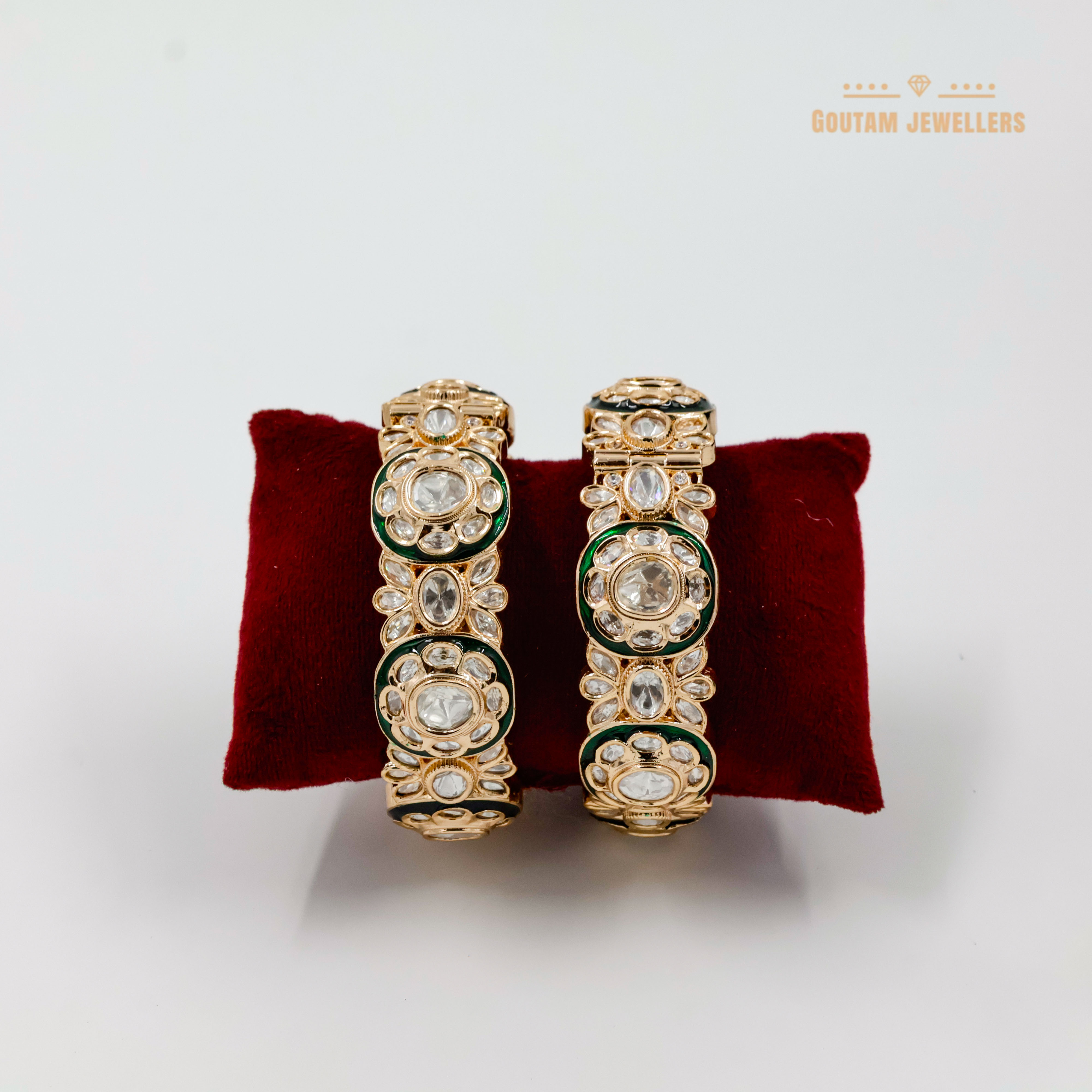 Goutam Jewellers By Ashok Rathod - Designer Fflower Shaped Moissanite Kundan Bangles