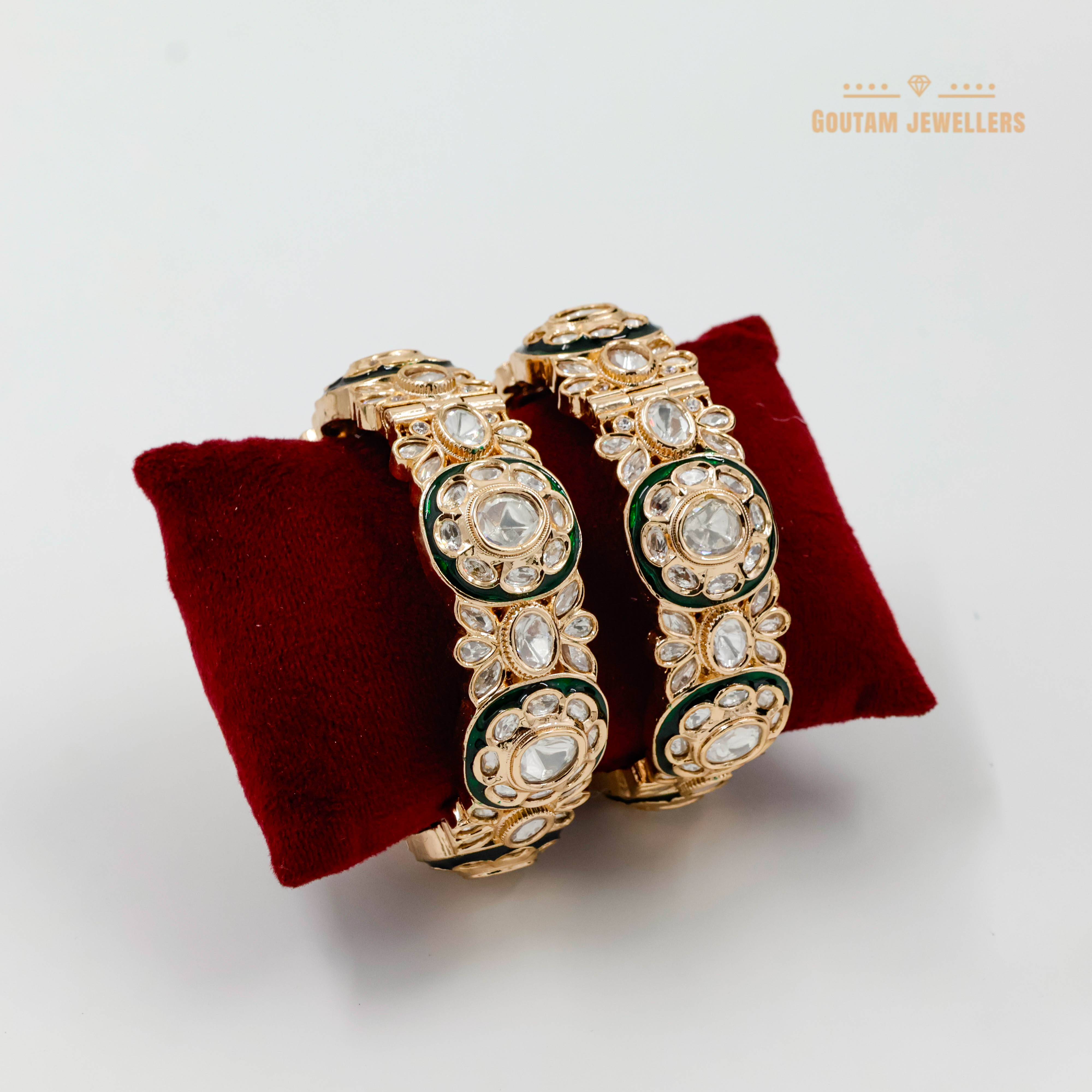 Goutam Jewellers By Ashok Rathod - Designer Fflower Shaped Moissanite Kundan Bangles
