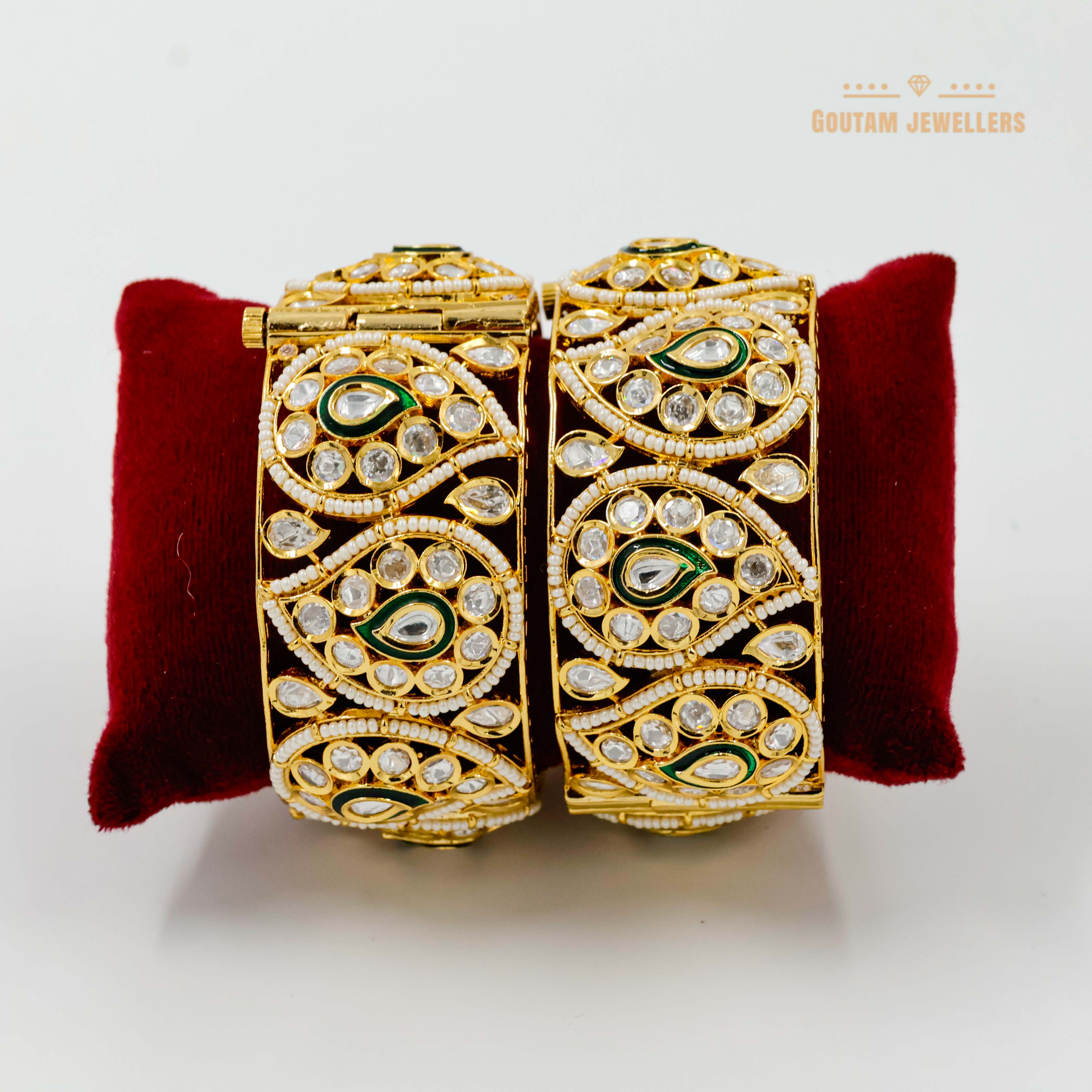 Goutam Jewellers By Ashok Rathod - Designer Tilak shaped Moissanite Kundan Bangles