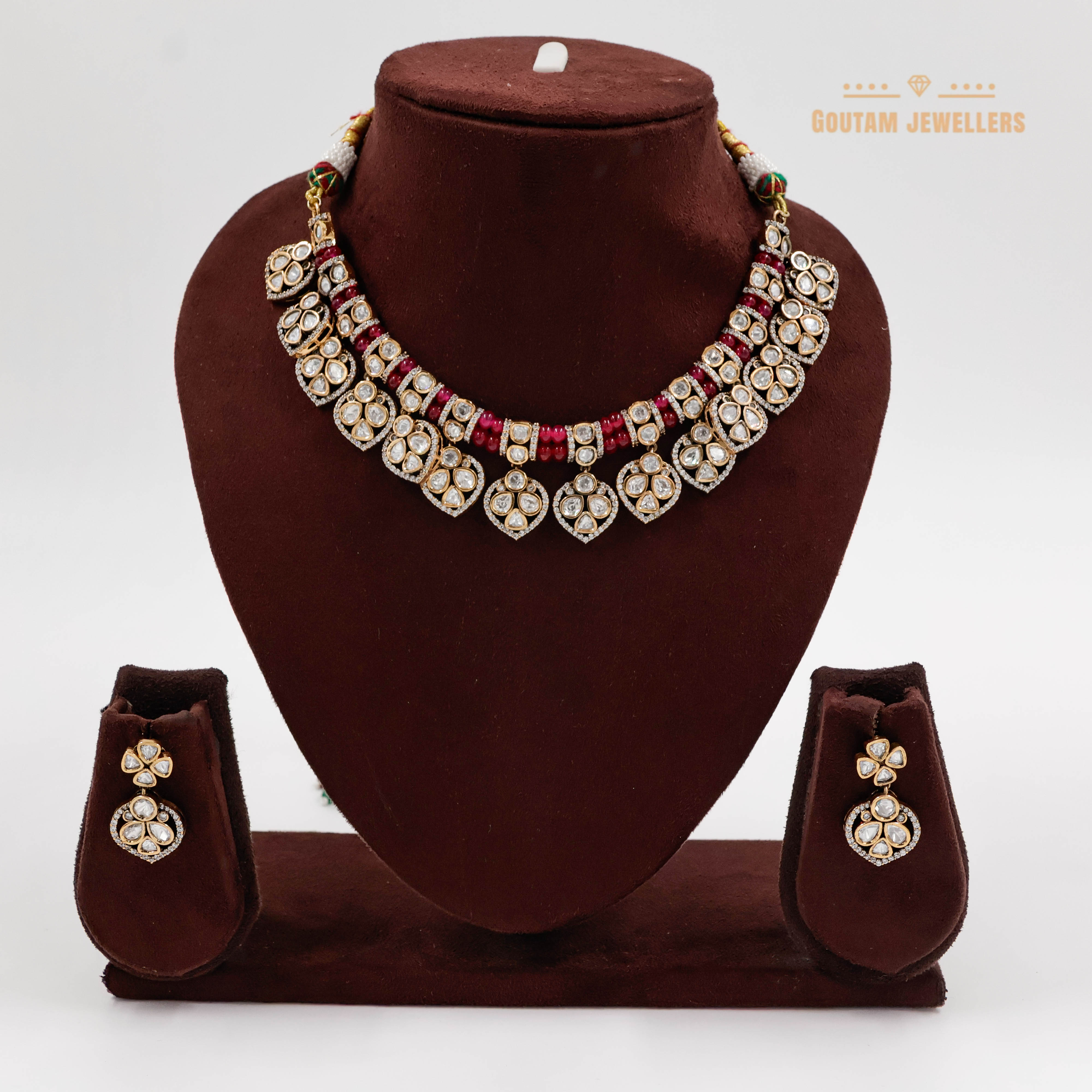 Goutam Jewellers By Ashok Rathod - Ruby Color Moissanite Kundan Set