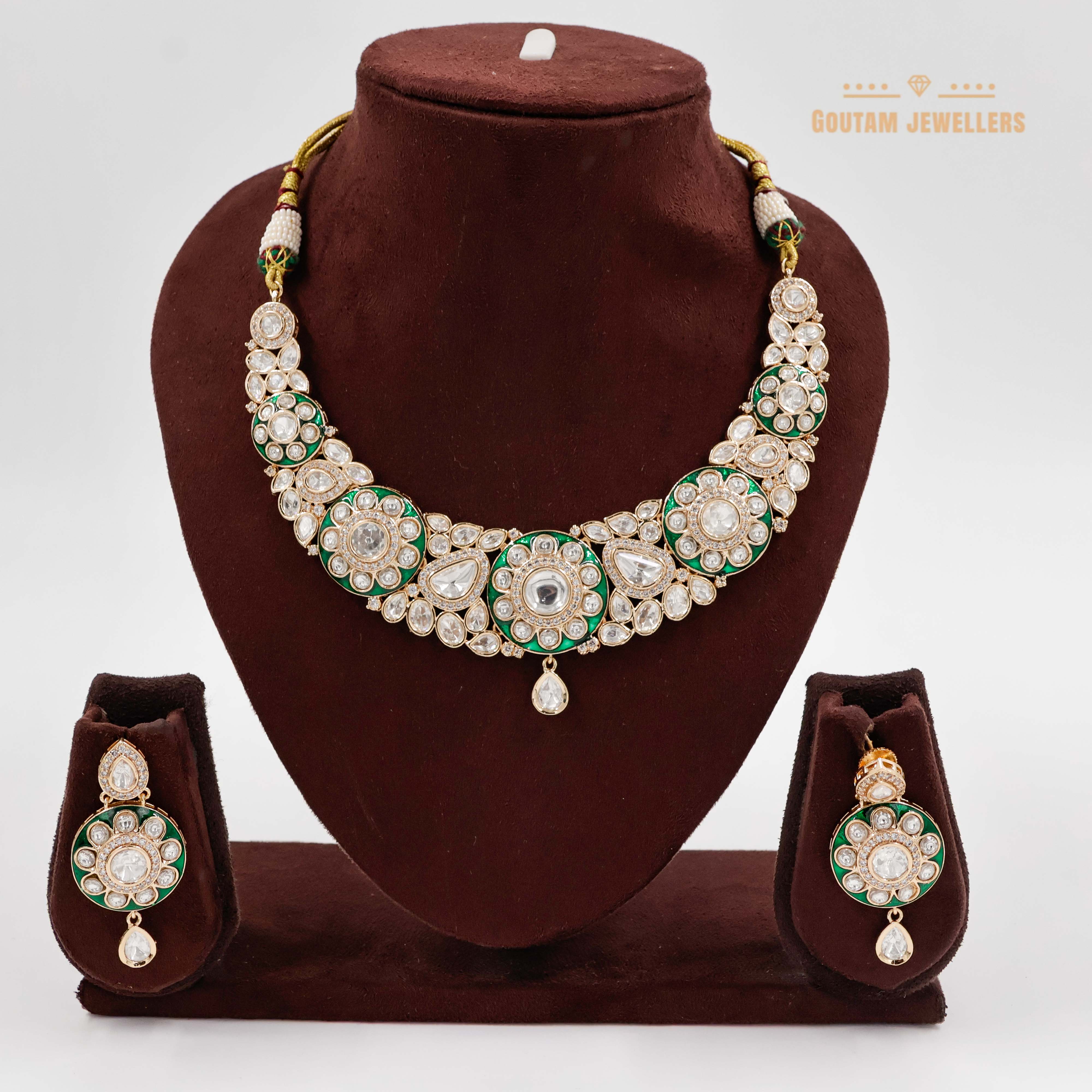 Goutam Jewellers By Ashok Rathod - Flower Design Moissanite Kundan Set
