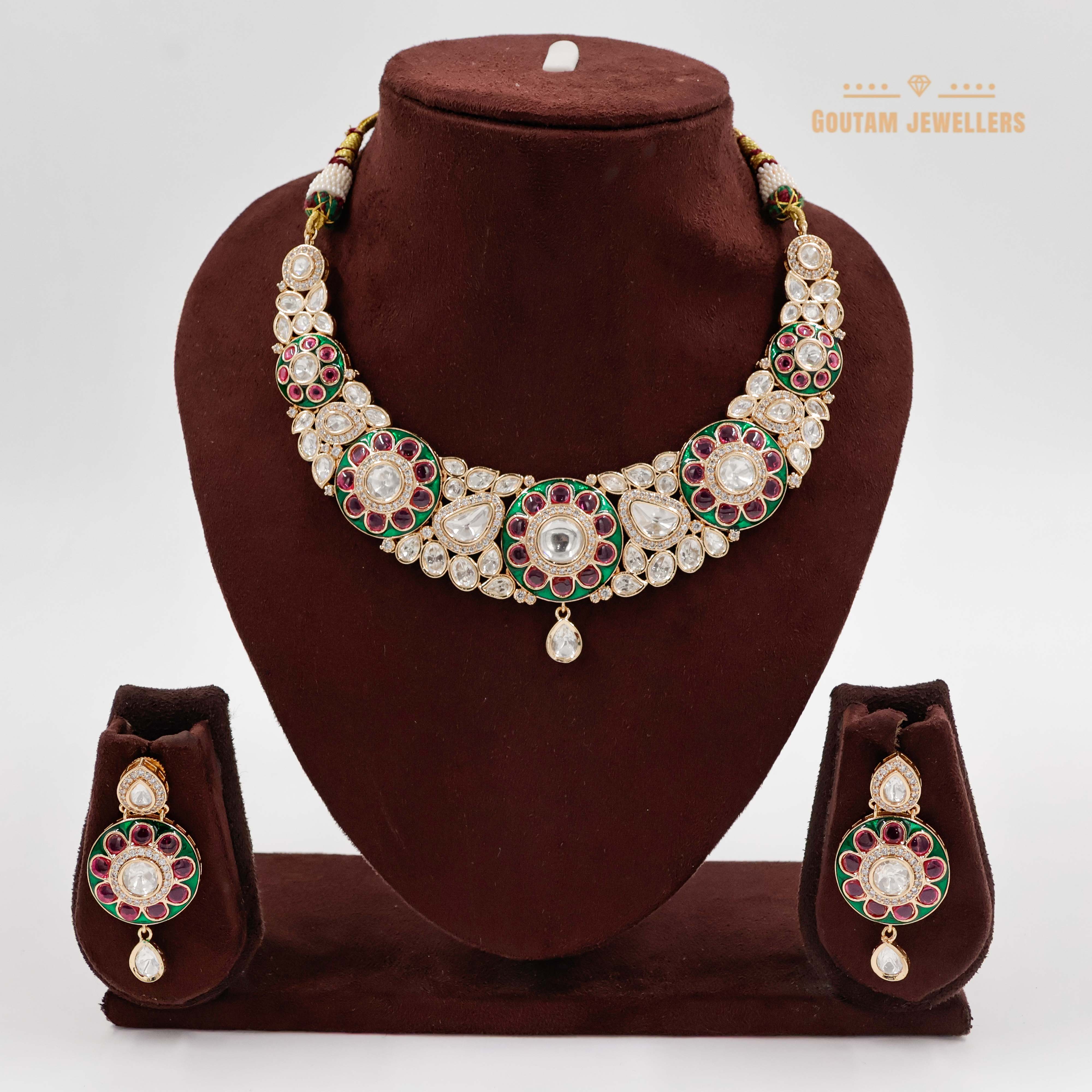 Goutam Jewellers By Ashok Rathod - Flower Design Moissanite Kundan Set