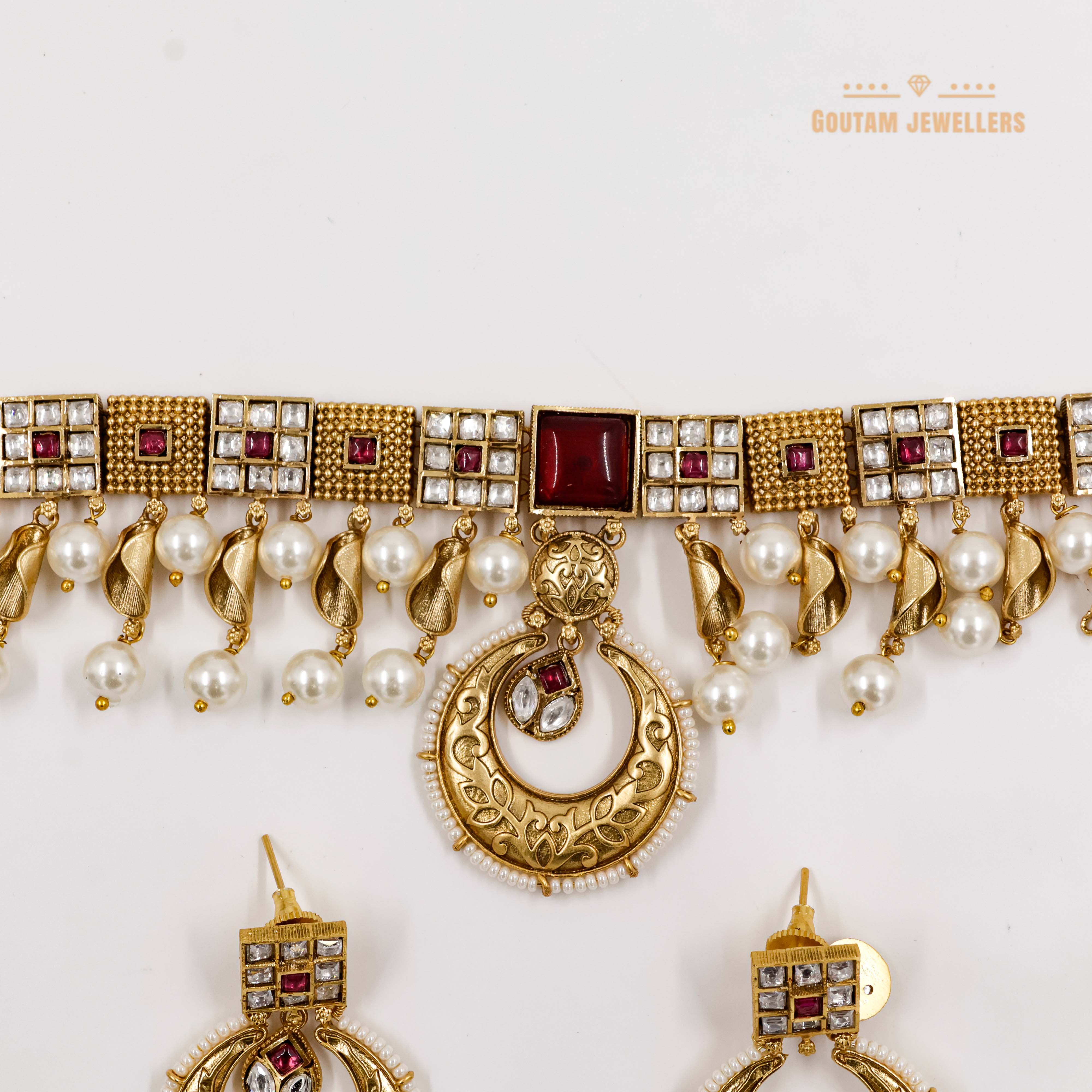 Goutam Jewellers By Ashok Rathod - Rajwaadi Kundan Golden Color Choker Set