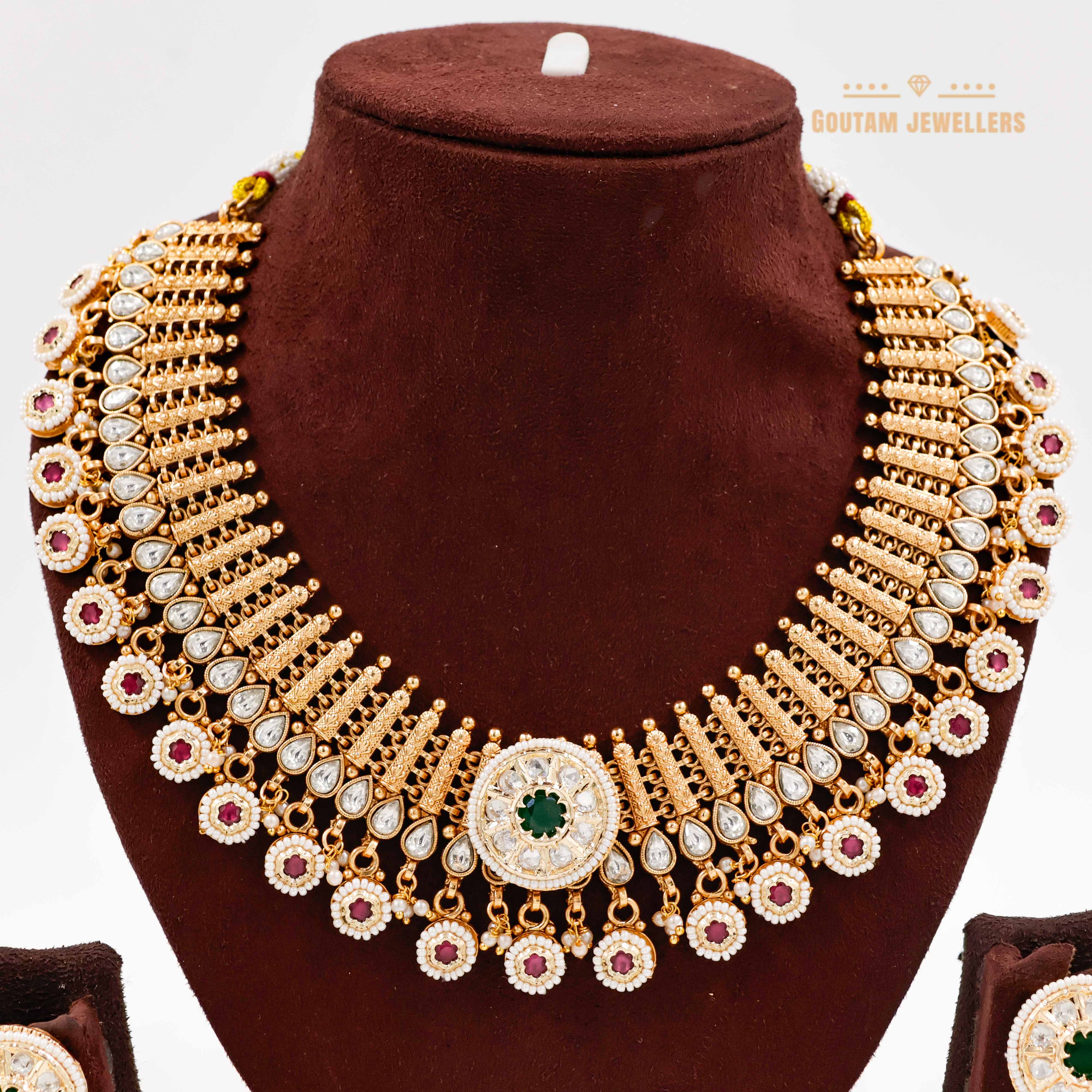Goutam Jewellers By Ashok Rathod - Antique Designer Set
