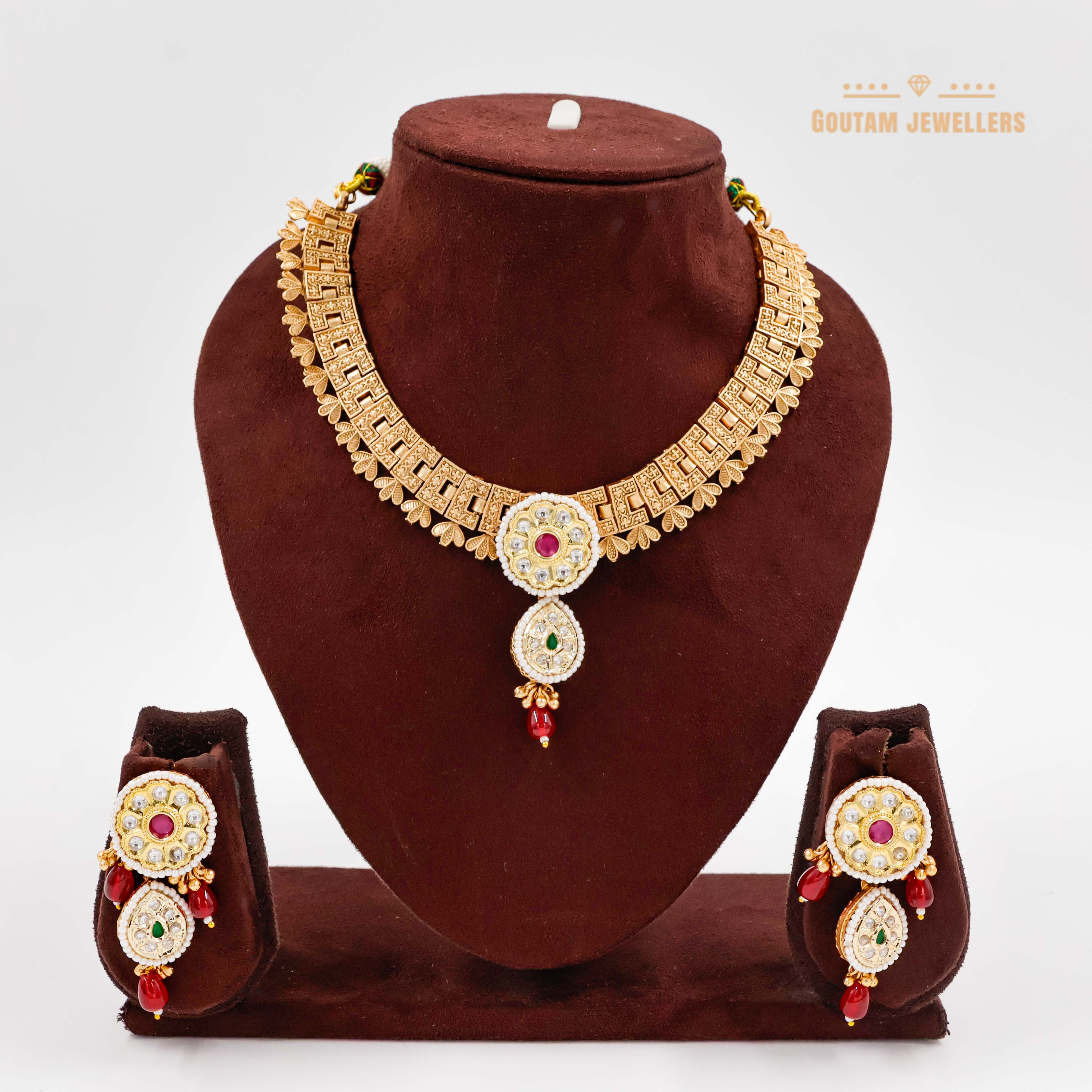 Goutam Jewellers By Ashok Rathod - Simple Rajwadi Set