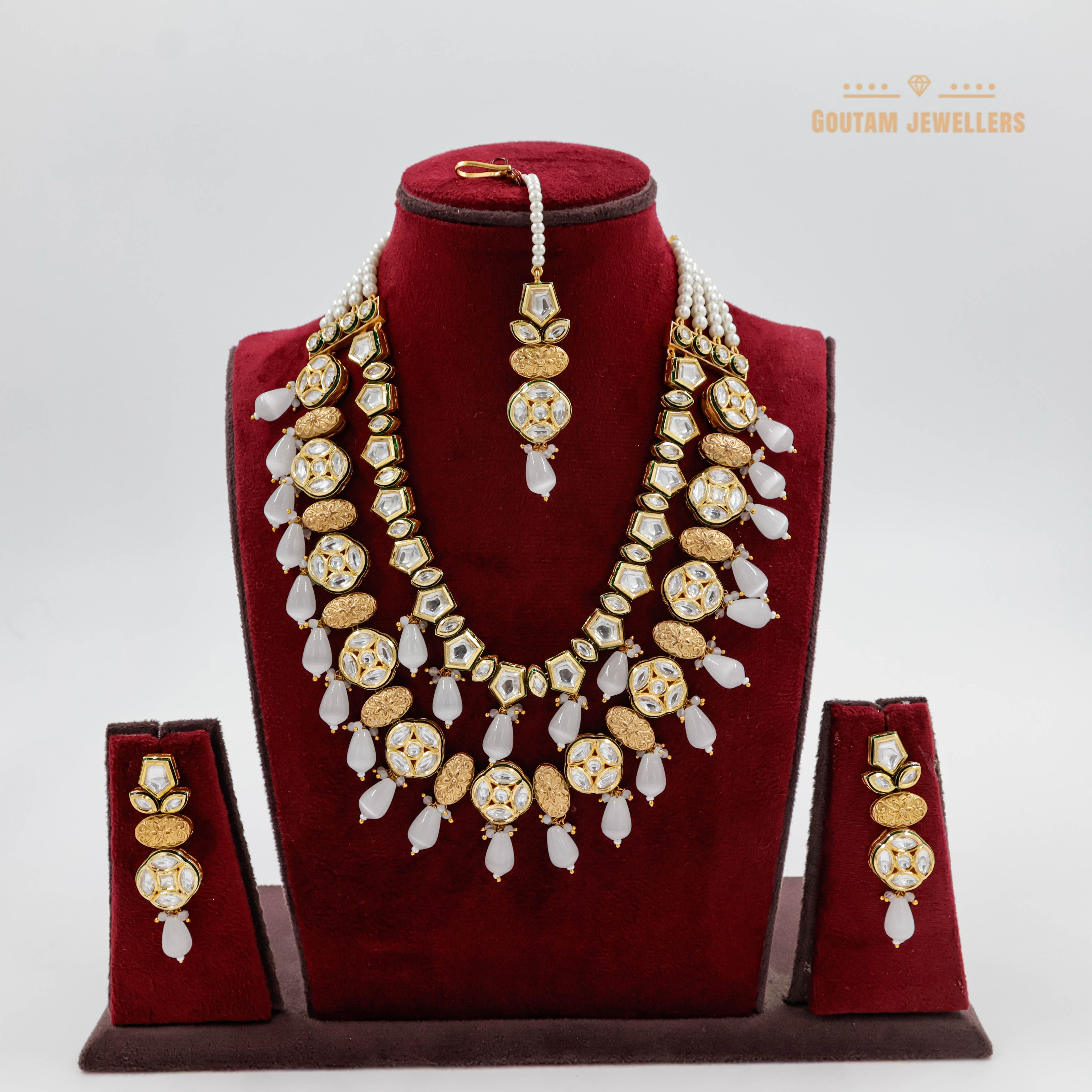 Goutam Jewellers By Ashok Rathod - 2Layers Moissanite Kundan Set