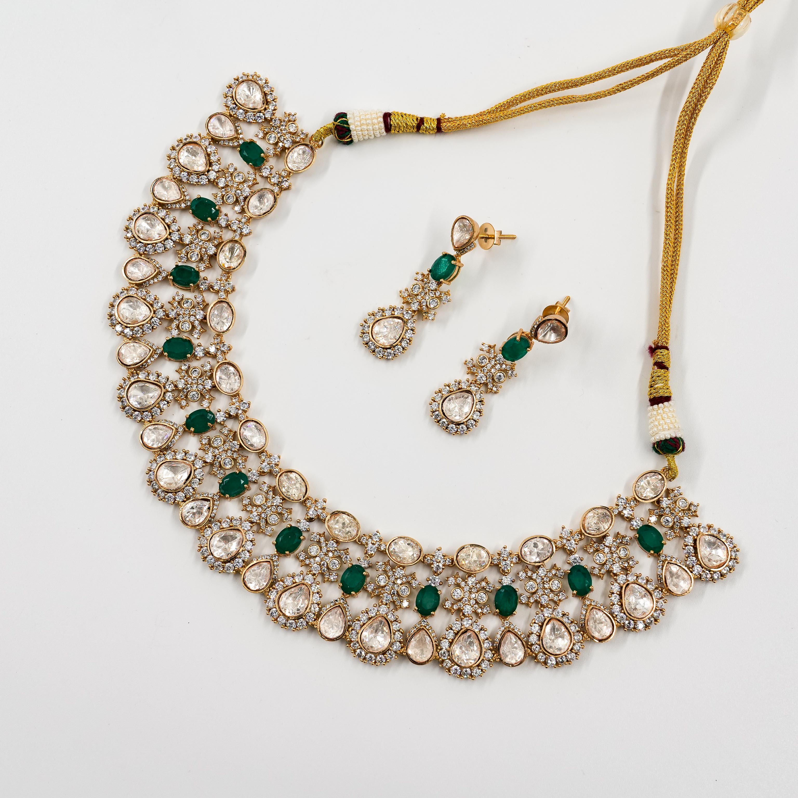Kaarvi LV Polki Necklace Set
