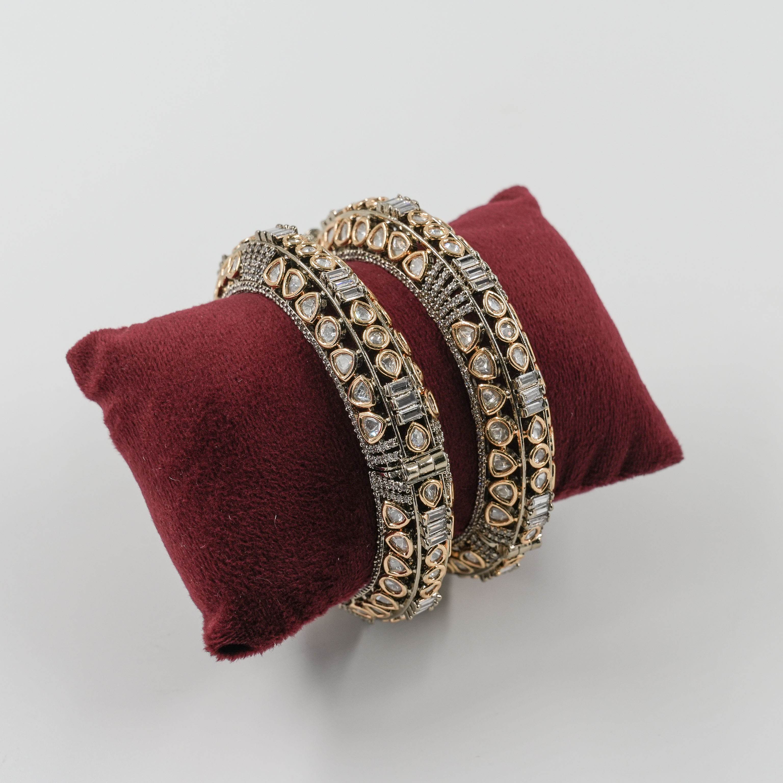 Victorian Polish openable Moissanite Kundan Gokhru