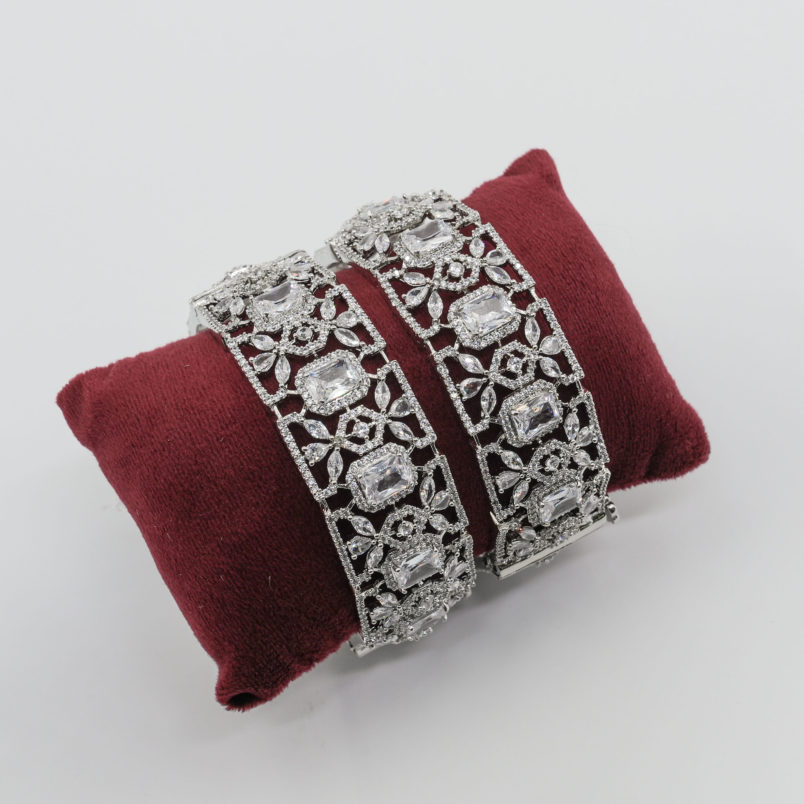 openable CZ Broad Silver Polish Bangle
