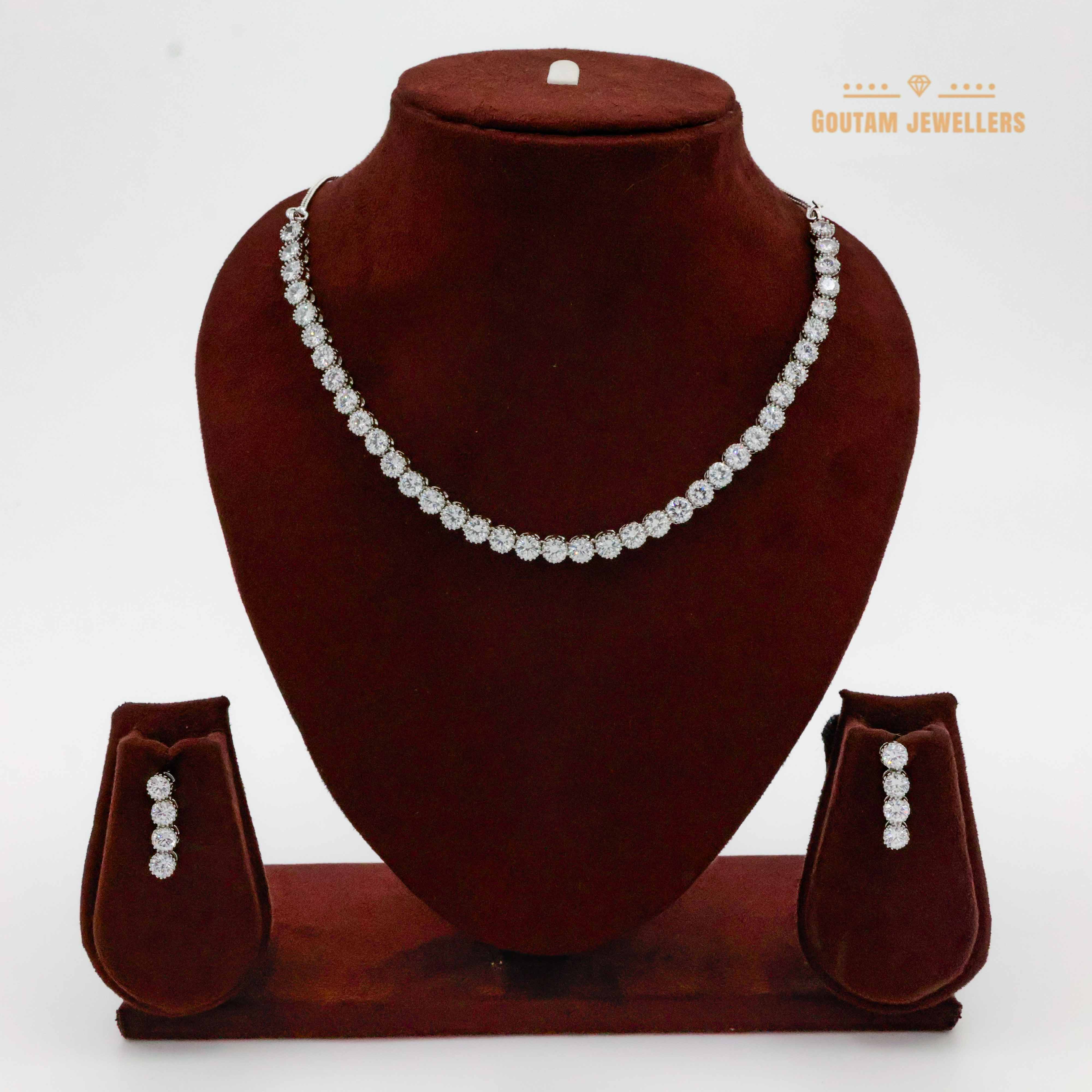 BB Single Line Solitaire Diamond Necklace Set