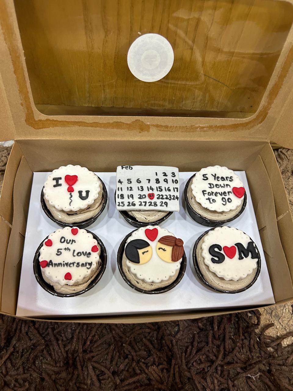 Designer cup cakes