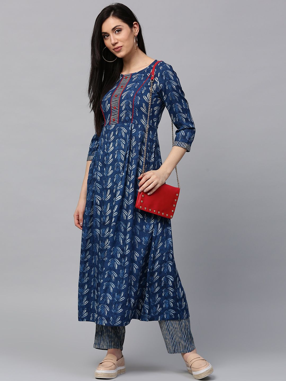 Sri Sai deep selection - Kurti Set